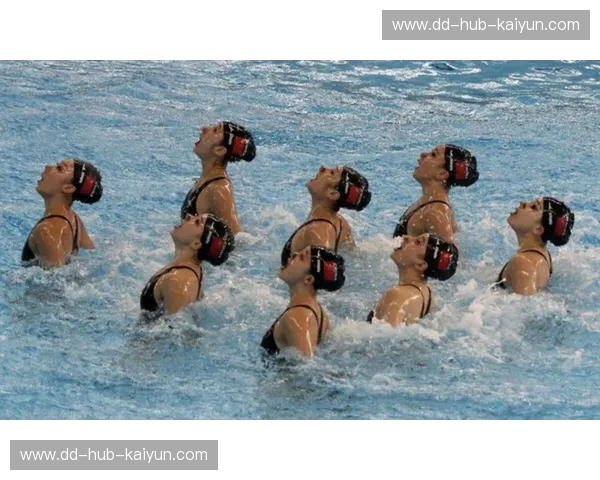 花样游泳比分的艺术与悬念：每一分都是水下的心跳